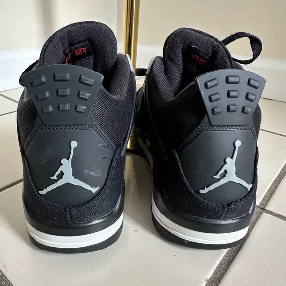 Men’s Jordan 4 Retro SE- Size 9 - Picture 6 of 9